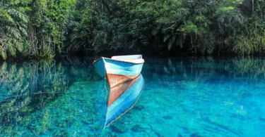 Destinasi Wisata Alam Tersembunyi di Indonesia