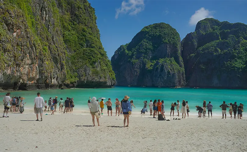 Maya Bay - Tempat Wisata Terkenal di Thailand