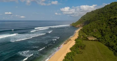 5 Pantai Tersembunyi di Bali Selatan