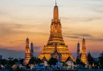 Wat Arun, Bangkok: Kemegahan Berkilau di Tepi Sungai